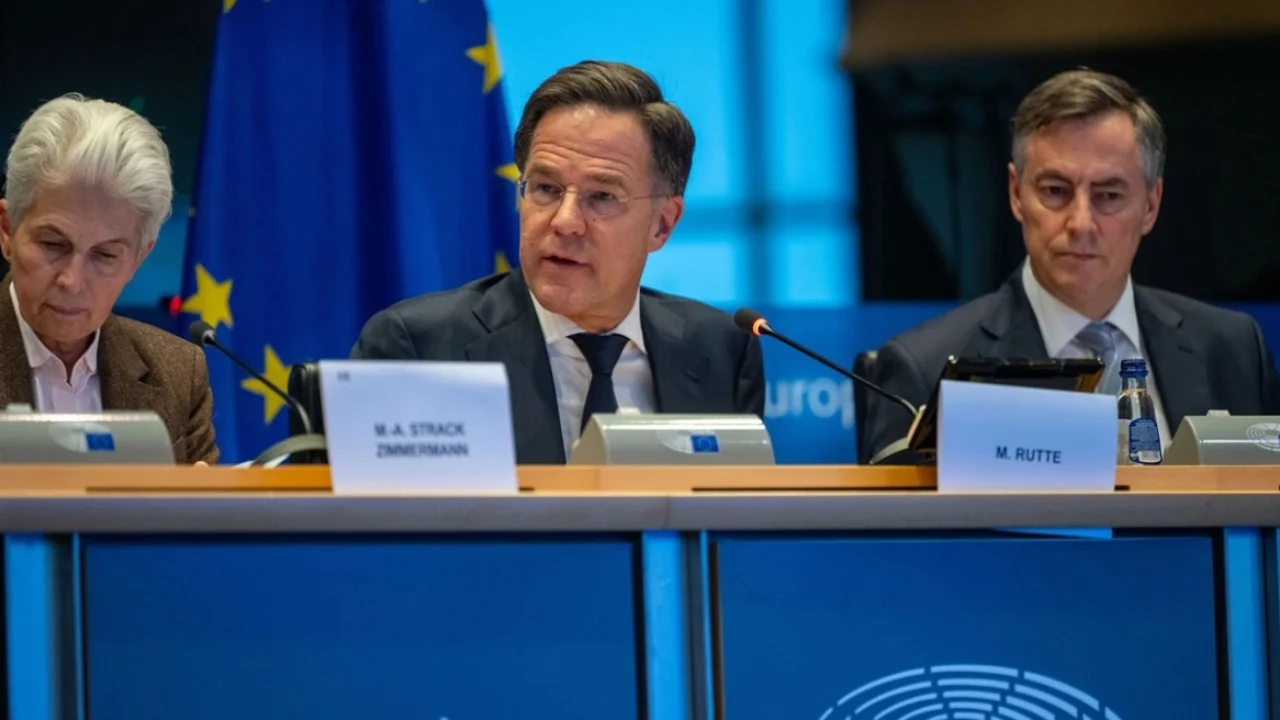 Rutte  ngre  tonet ndaj eurodeputetëve në PE  BE ja nuk mund të mbrohet pa SHBA në  Vazhdoni të ëndërroni