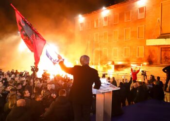Protesta e Berishës: 18 në pranga! Procedohen penalisht Bardhi, Balliu, Baçi e Minarolli