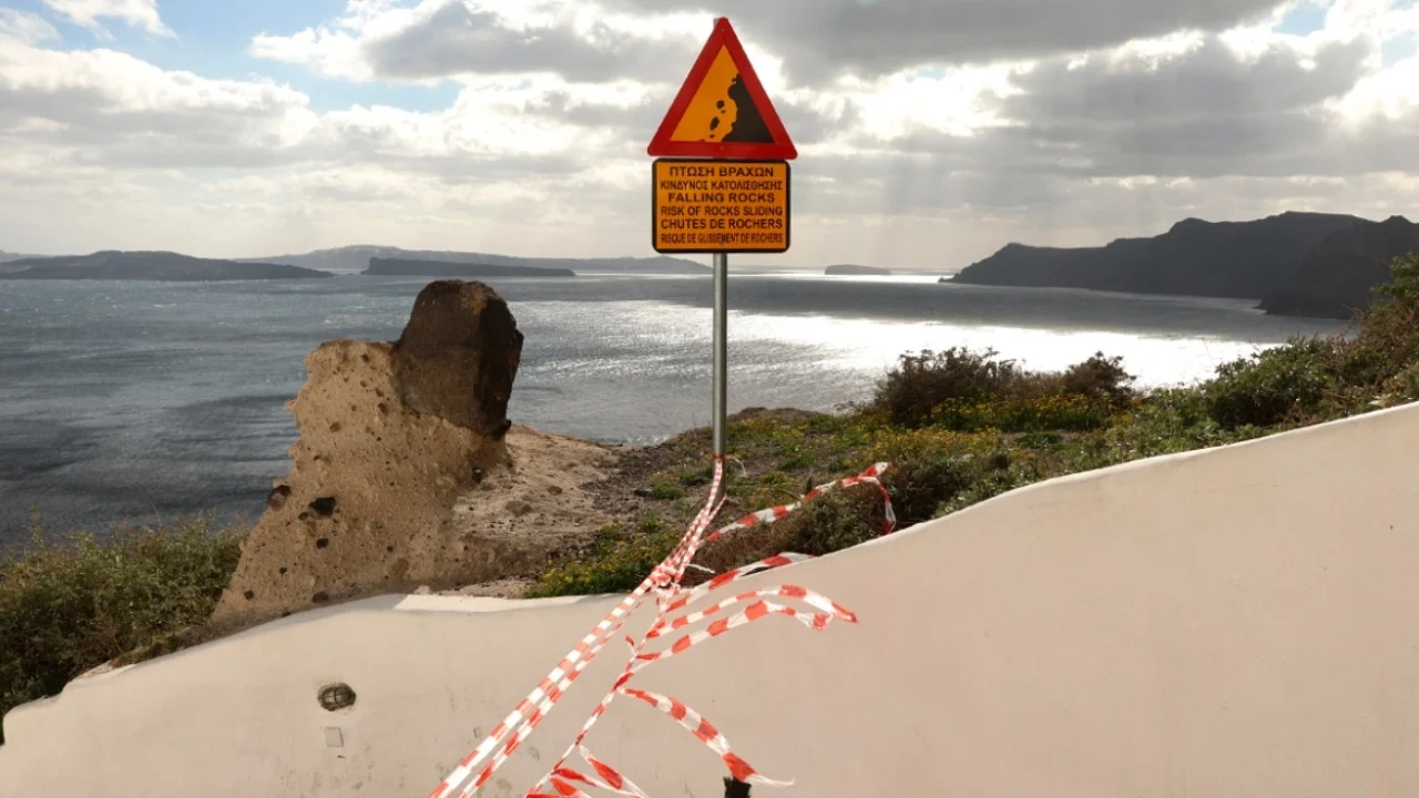 Zbuloni çfarë thotë studimi   Rrezik për cunami në Santorini   Çfarë do të ndodhë nëse aktivizohet vullkani Kolumbo në Greqi