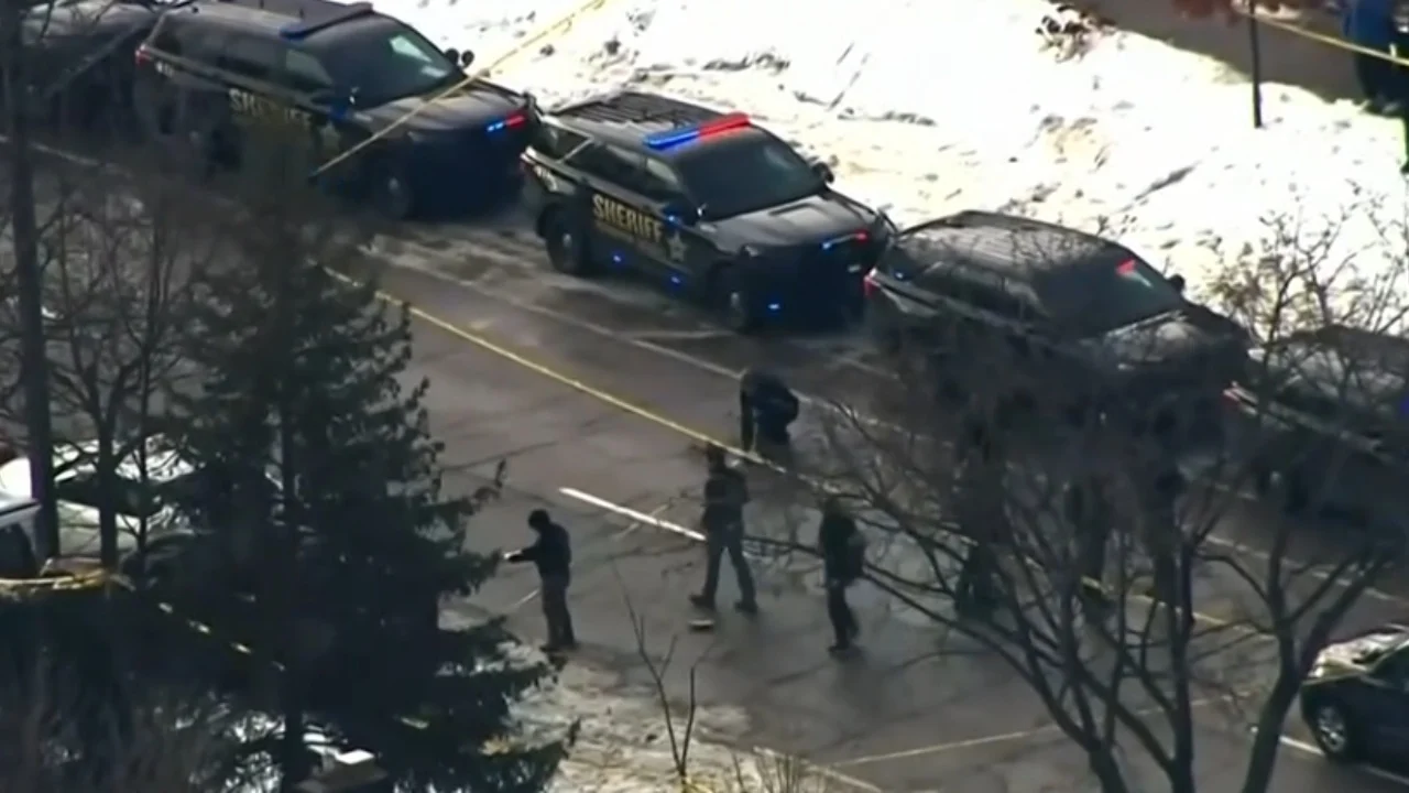 Sulmi në Minesota  JD Vance  Një tragjedi  Clinton  Dhunë e paligjshme e administratës Trump