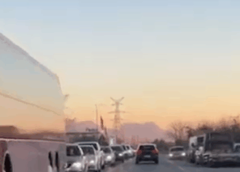 Festimet – Krijohet trafik i rënduar në aksin Milot–Lezhë/ Shkak lëvizjet e qytetarëve drejt vendeve malore (VIDEO)