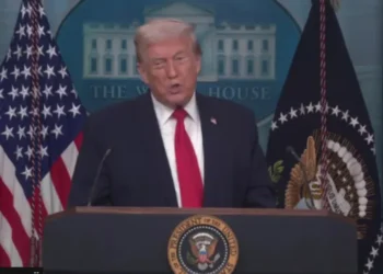 Pas Forumit në Davos, Trump gjatë konferencës në Shtëpinë e Bardhë: Nuk ka kthim mbrapa, Groenlanda është…