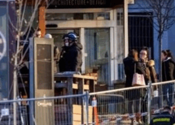 Zjarri në Zvicër/ “Jemi në gjendje shoku!” Dy vajza të reja i shpëtuan tragjedisë, u larguan sapo panë flakët