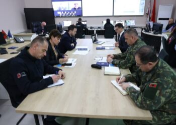 Moti i keq, mblidhet Komiteti i Emergjencave Civile/ Vengu paralajmëron: Reshjet intensive do të vijojnë! Masa për…