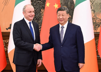 Xi Jinping-u takon kryeministrin irlandez Micheal Martin