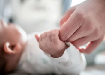 Pas gati 6 vitesh, skema e re për lindjet: Jo bonus për bebet, por pagesë mujore deri 5 vjeç