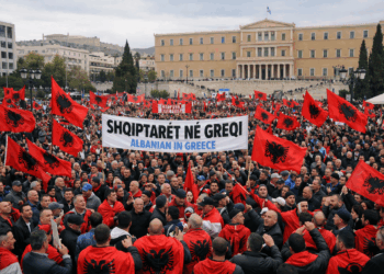 Ligji i ri grek për emigrantët, çfarë do të ndodhë me 84 mijë dosjet shqiptare