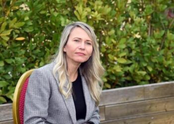 Bashkia e Tiranës zgjeron programin e mbështetjes sociale, Ristani: 1500 kredi të buta për familjet dhe çiftet e reja