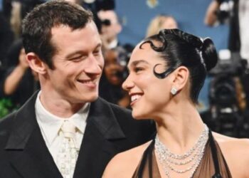 Këngëtarja Dua Lipa dhe Callum Turner drejt altarit? Zbardhen planet për dasmë në Liqenin e Como-s