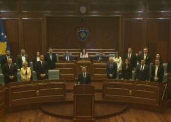 Qeveria e re e Kosovës merr votëbesimin në Kuvend, Albin Kurti betohet kryeministër për të tretën herë