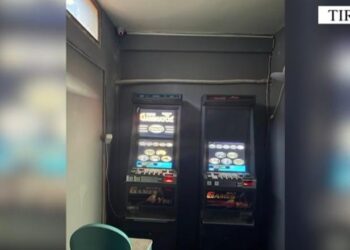 Kishte përshtatur lokalin e tij për organizimin e lojërave të fatit, arrestohet 27-vjeçari në Tiranë