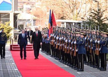 Takimi me Ramën në Prishtinë, Albin Kurti zbulon detaje: Diskutuam për forcimin e bashkëpunimit mes dy qeverive!