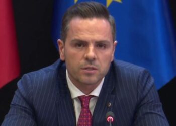 Dëmtimi dhe bllokimi i aksit Librazhd-Pogradec, kreu i ARRSH: Ndërtojmë një rrugë alternative! Do të shembim urën e dëmtuar