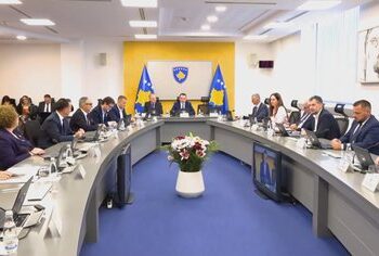 Grupi multietnik rikonfirmon mbështetjen për Qeverinë Kurti 3, LVV-së i shtohen edhe 65 vota