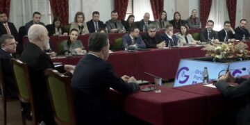 Manovra e mazhorancës, lakmuesi i një reforme të re në drejtësi?