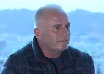 Xhetan Ndregjoni: 12 vite në kërkim të mbesës, çfarë më tha Eva kur mbërriti nga Siria në Turqi