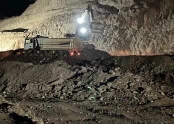 Punimet në aksin e bllokuar Librazhd-Prrenjas vazhdojnë edhe natën, ARRSH: Ja çfarë po ndodh me punimet