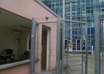 Nis rimodelimi i hyrjes në godinën e GJKKO dhe SPAK, fokus rritja e sigurisë në ambientet e “drejtësisë”