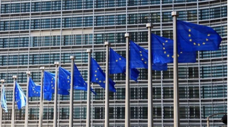 Tarifat 15  të Trump  KE  Është një marrëveshje në mes  BE pret që SHBA të përmbush angazhimet e saj