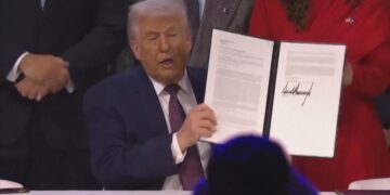 Zbardhet agjenda e takimit të Bordit të Paqes në Uashington, i pranishëm në ceremoni edhe kryeministri Rama