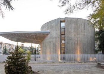 FOTO/ Mozaiku i Tiranës emërohet për çmimin “Ndërtesa e Vitit 2026”, nga revista prestigjioze e arkitekturës