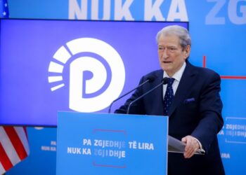 “Rama donte gjak”, Berisha: Kishte përgatitur vrasjen me snajper të protestuesve! Njërin e qëlluan në ballë…