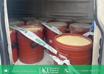 AKU bllokon mbi 4 mijë kg produkte bulmeti në Fier, gjobë baxhos edhe për shkelje
