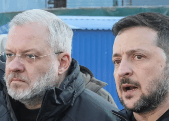 Tentoi të largohej nga Ukraina, arrestohet ish-ministri i dyshuar për korrupsion