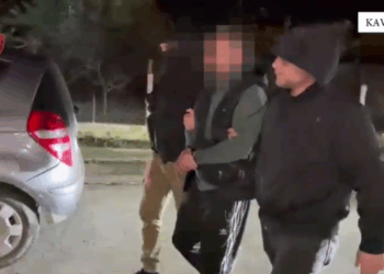 Vrasja në Kavajë pas konfliktit për parkimin e makinës, bie në pranga autori i dyshuar