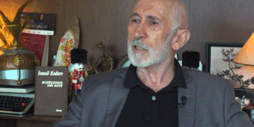 T’i kërkosh ndihmë n’errësirë syve të Homerit!