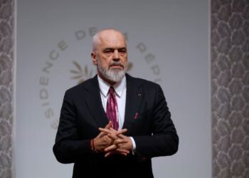 “5 hapat për ta futur Ukrainën në BE në vitin 2027”, Politico risjell deklaratën e Ramës