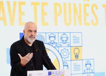 Rama: 1600 të punësuar në administratë nga Programi Kombëtar i Praktikave të Punës