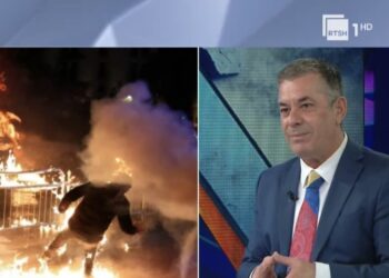 PD zbret në shesh të shtunën, Vangjeli: Të dy duan pak destabilitet. Berisha për t’u faktorizuar, Rama për të bërë “zjarrfikësin”