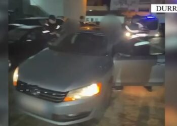 Durrës/ Arrestohen 5 persona, sekuestrohen armë zjarri, municion luftarak dhe kanabis