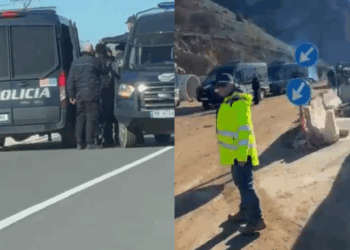 Tensione në Rrjoll/ Banorët u dalin para fadromave dhe nuk lejojnë punimet, gjashtë të shoqëruar, mes tyre një grua