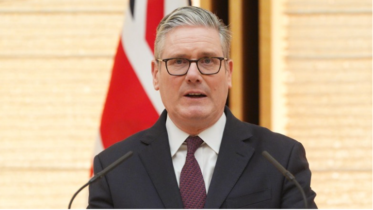 Fotoja skandaloze e princit Andrew  flet kryeminstri britanik