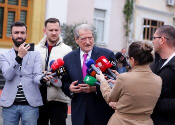 “Territorialja”, Berisha: Jemi në komision, opozita nuk është njoftuar për mbledhjet