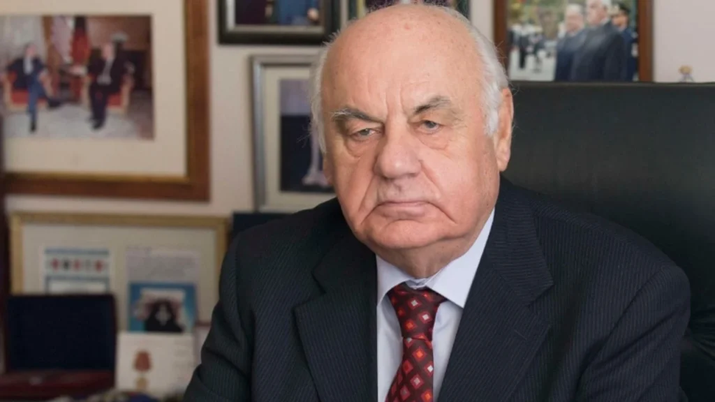 U dërgua me urgjencë ditën e djeshme në spital, ja si paraqitet gjendja e ish-presidentit Moisiu