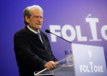 Berisha me demokratët në Kamëz: Prej 12 vitesh jeni diskriminuar nga pseudokryetari! Të rrëzojmë këtë qeveri