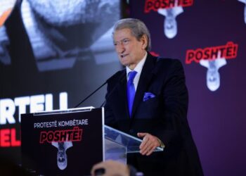 Berisha ftesë partive opozitare: Të bashkohemi për të rrëzuar Ramën, kush është kundër turpëron veten