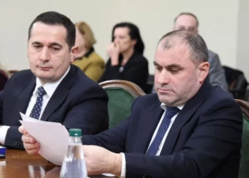 “Të fortët e Ballukut kërcënuan dëshmitarët”, prokurori Prençi përgënjeshtron Bardhin: Bëhet fjalë për…
