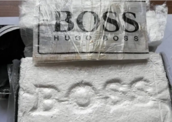 “Kokainë e mbështjellë me Hugo Boss”/ Arrestohet tuniziani, “ushtar” i shqiptarëve që drejtonin trafikun e drogës