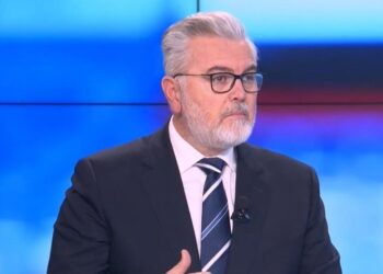 Protesta e opozitës/ Gogu: “Kilometri i fundit” i Shqipërisë drejt BE-së nuk bëhet me molotov e dhunë, por me punë