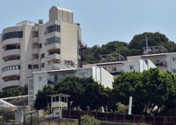 SHBA-të urdhërojnë largimin e stafit nga ambasada në Bejrut mes tensioneve me Iranin