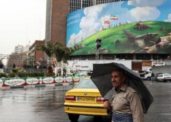 Ping-pong me bisedimet SHBA-Iran: Witkoff shkon në Oman, por klima mbetet e tensionuar