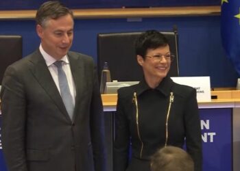 KE gati planin e ri për zgjerimin e BE, përfiton edhe Shqipëria! Çfarë do të ndodhë në mars?