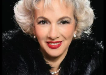 Prej kohësh në luftë me sëmundjen e rëndë, ndahet nga jeta gazetarja e njohur Rezarta Reçi