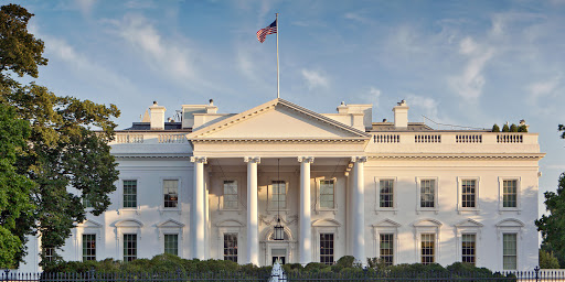 Incidenti në Mar a Lago  reagon Shtëpia e Bardhë  Një i çmendur tentoi të hynte në rezidencën e Trump