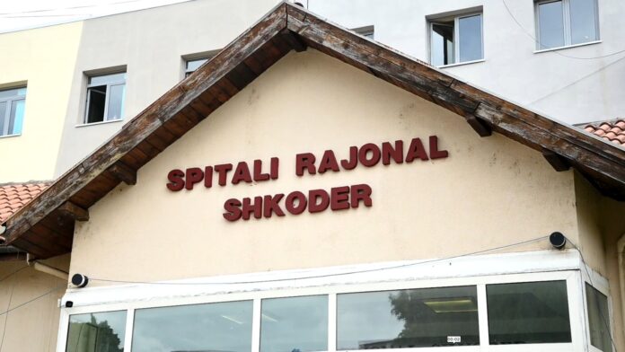 U rrëzua aksidentalisht nga çatia  ndërron jetë 49 vjeçari në Shkodër  EMRI 