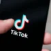BE akuzon TikTok se dëmton të miturit: Të ndryshojë dizajnin që krijon varësi. Kompania: Akuzat të pabaza